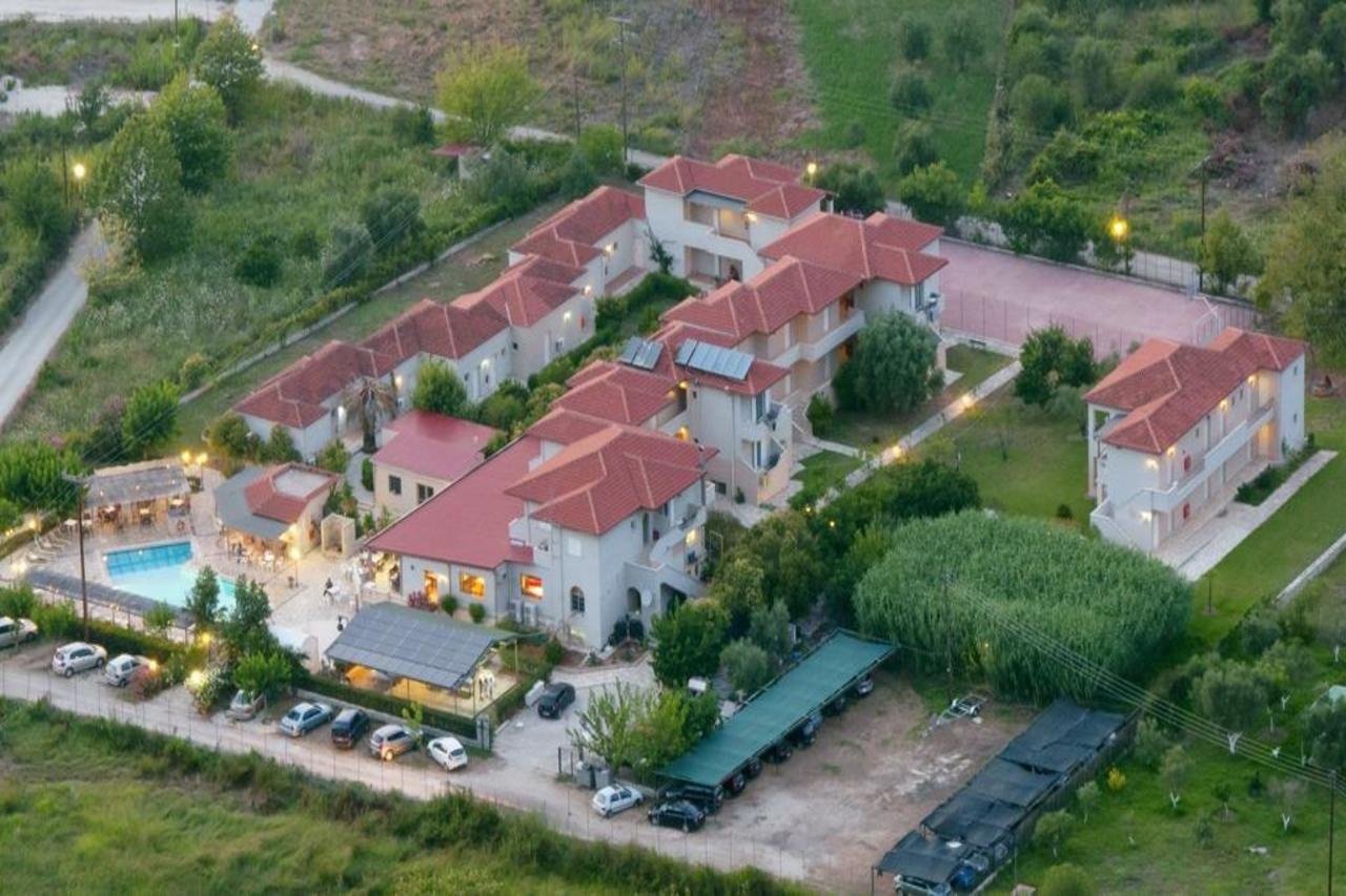 Hotel Elina Perdika  Exterior photo