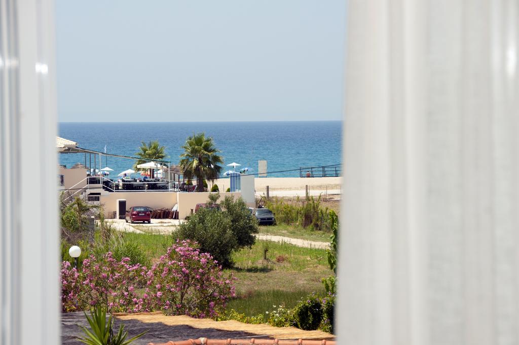 Hotel Elina Perdika  Exterior photo